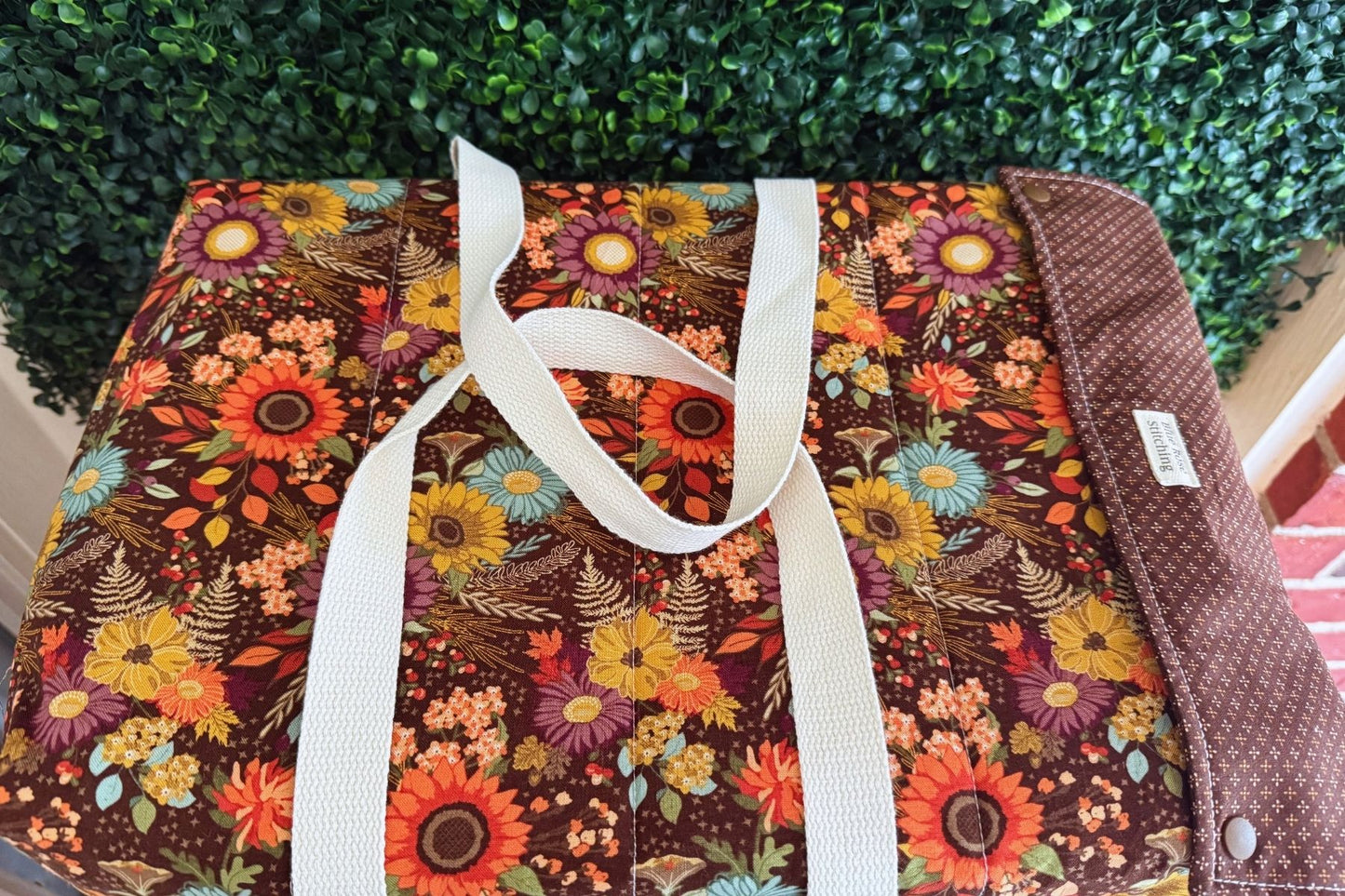 The Awe of Autumn carrier